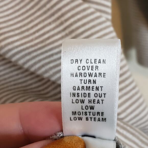 St. John Gray White Mini Striped 3/4 Sleeves Top Women's Medium - Picture 9 of 9